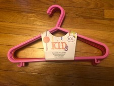 CHILDRENS PLASTIC HANGERS TODDLER BABY 4 PACK