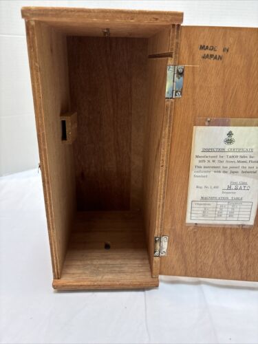 Vintage Tasco 450x Student Microscope, With 10x eyepiece, Wood Carrying Case - Picture 10 of 17