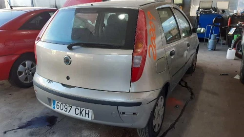 0051741257 Cappuccio per FIAT II PUNTO (188) BERLINA 1.2 8V Active 2003 5327976 - Foto 7 di 10