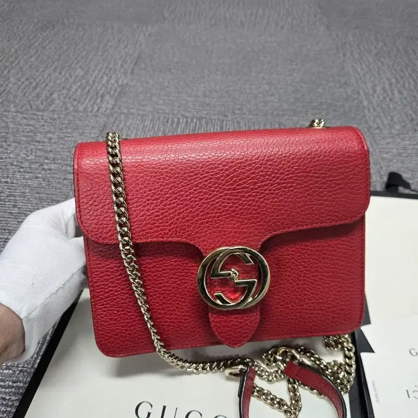 Gucci Interlocking Red Shoulder Bag - Authentic, … - image 4
