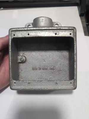 Crouse-Hinds 3/4  FS22 Cast Condulet Box 