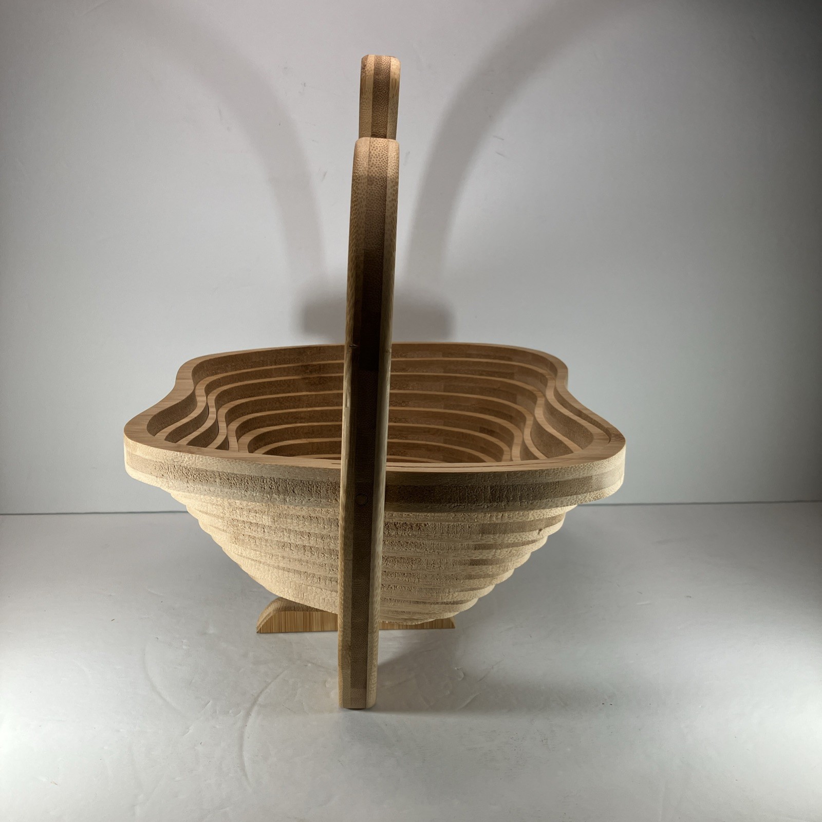 Bonnie And Pop Of New York Wooden Expandable Bowl/Tray Perfect Unused Condition
