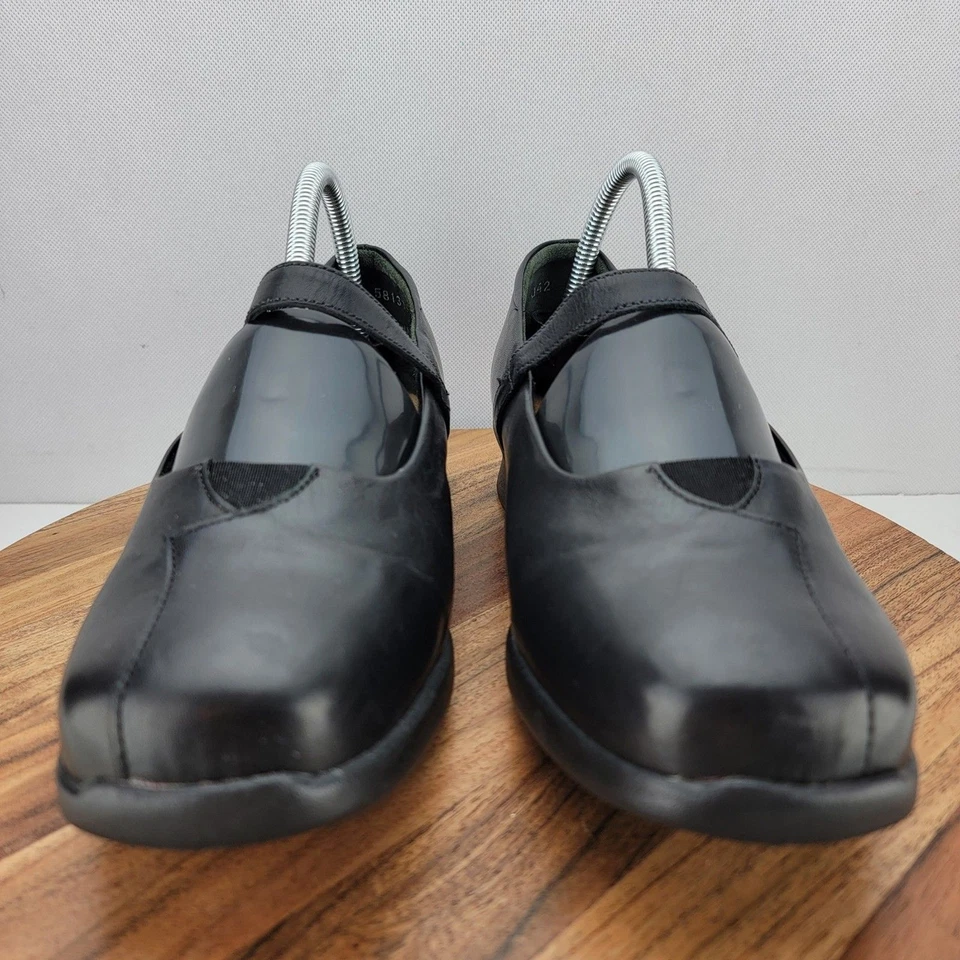 Kumfs Womens Size 8 WIDE Black Leather Mary Jane Comfort Flat Shoes - Image 3 of 4