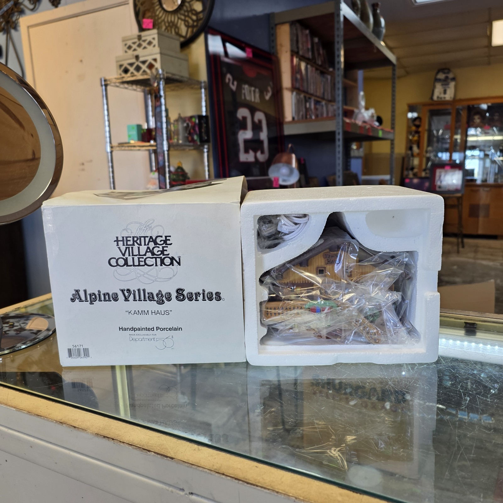 Click here to see eBay Auction