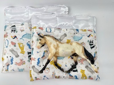 Set Of 2 Model Horse Pony Pouches Large Traditional 1:9 Size Breyer Resin Stone