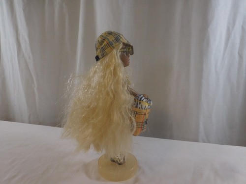 Rainbow High Pacific Coast Harper Dune Fashion Doll Playset with Accessories - Picture 12 of 21