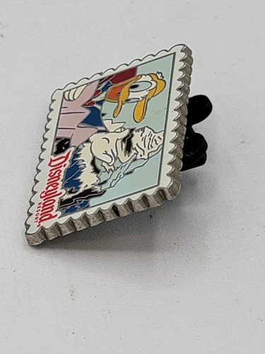 Disneyland Official Trading Pin Mount Everest Ride Collector's Postcard Donald - Picture 2 of 7
