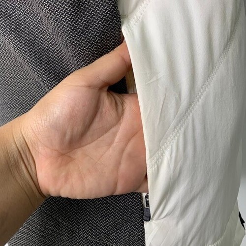Prana Women's Breathe White Black Full Zip Vest Size Medium - Picture 6 of 14