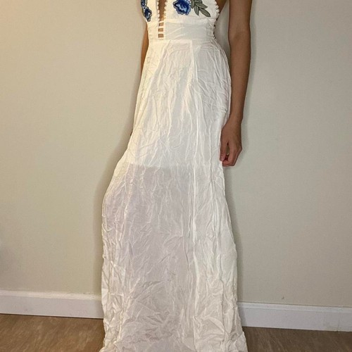 LF Store Angel Biba floral rose crochet white maxi dress AUS 8 US S NEW Revolve - Picture 4 of 4