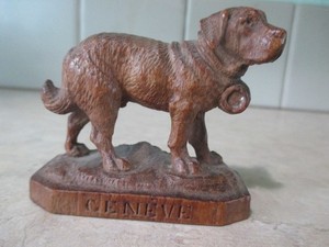SWISS Brienz carved wood St. Bernard DOG     2-1/8"   "Geneve"
