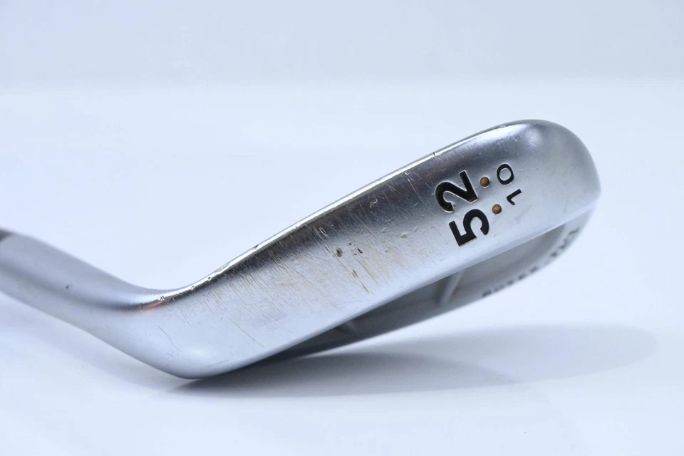 Left Hand Cleveland 588 RTX Gap Wedge / 52 Degree / Wedge Flex Dynamic Gold - Image 3 of 4