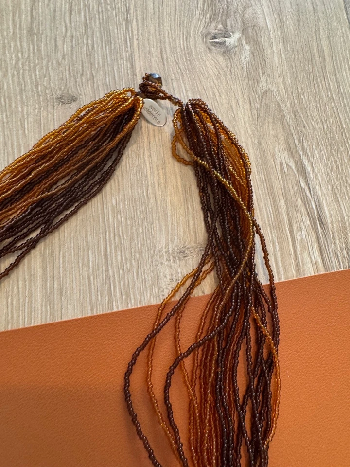 Collar Colgante María Calderara Ámbar y Vidrio Negro Cuentas con Caja Original Foto 3 de 4