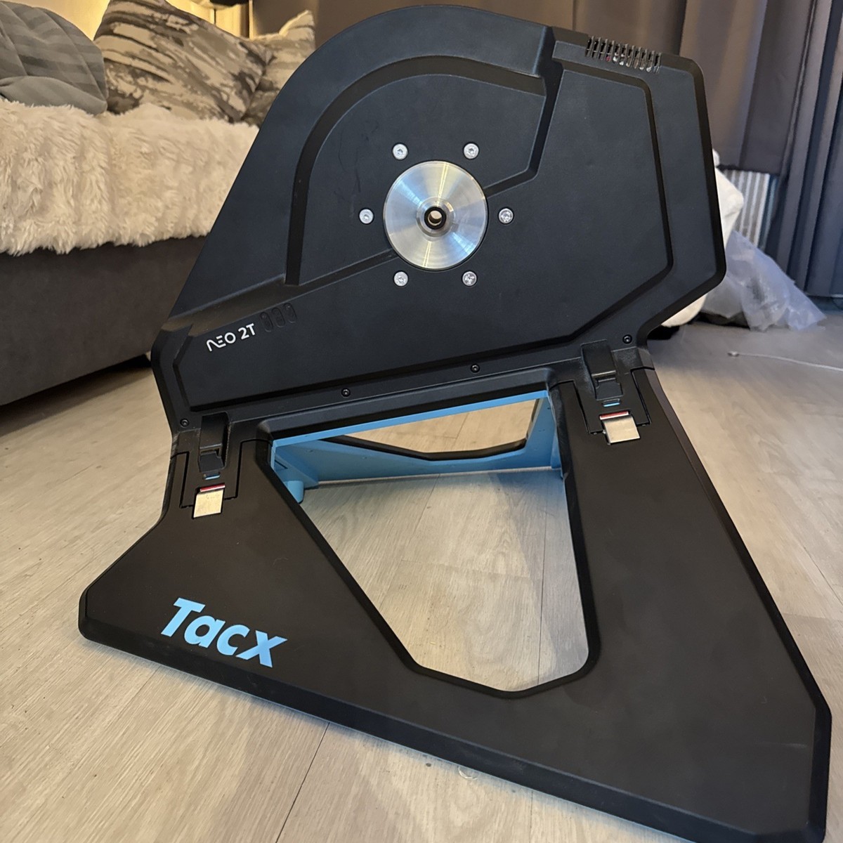 Tacx Neo Home Trainer Occasion Cycle Trainer For Sale Gumtree