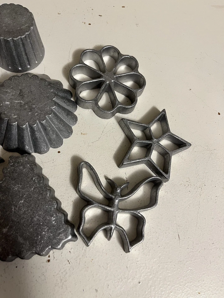 Vintage Butterfly Shell Tree Iron Cookie Mold Set of 9 Cast Aluminum Pastry - Image 4 of 4