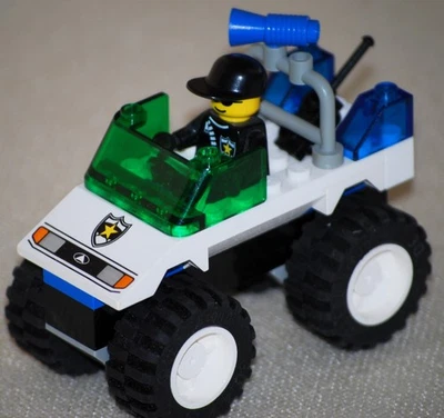 LEGO Town 6471 4WD Police Patrol