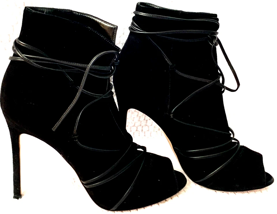 Botines Gianvito Rossi de gamuza negros punta abierta con tiras de tacón alto 38 Foto 3 de 4