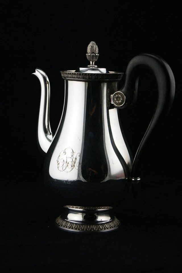 CAFETERA CHRISTOFLE MALMAISON CHAPADA EN PLATA MANGO DE MADERA DE ÉBANO 10" FRANCIA Foto 2 de 4