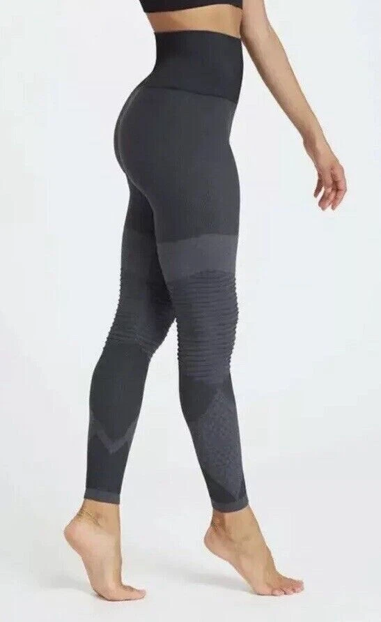 SPANX Look at Me Now 无痕摩托打底裤黑色 M 码 — 第 3/4 张图片