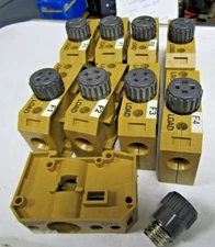 ✌ 9) WEIDMULLER FUSE TERMINAL BLOCK CLASS CC FUSE TYP SAKS 4/35 16A LOT OF 9