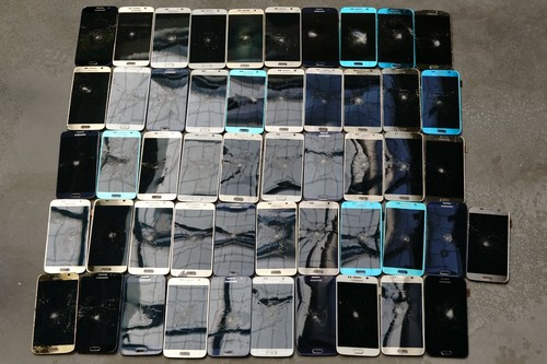 63 Samsung Galaxy S6 SM-G920F Displays defekt inkl. Lade Buchse #0314