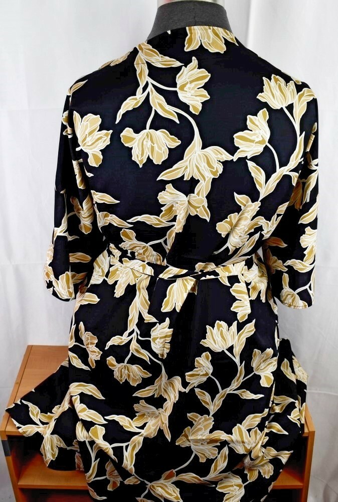 Kimono Robe Size L XL Black Gold Floral Maison Du… - image 3