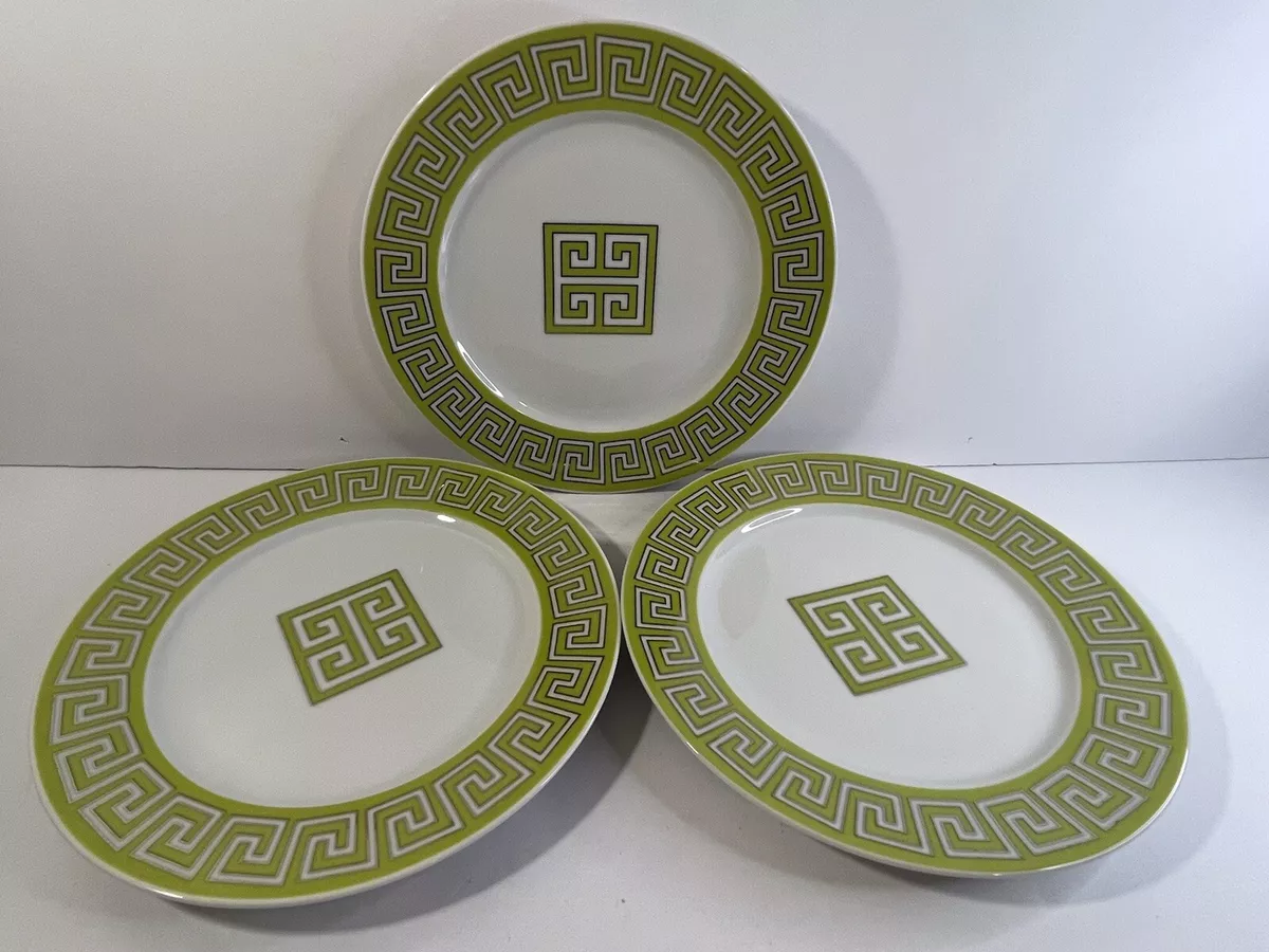 Greek key clearance plates