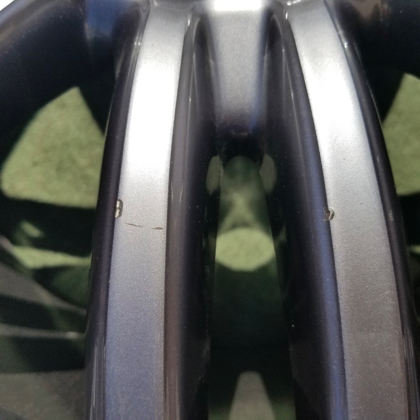 Factory Maserati Ghibli Rear Wheel Genuine OEM Charcoal 20 In 980157020 97410