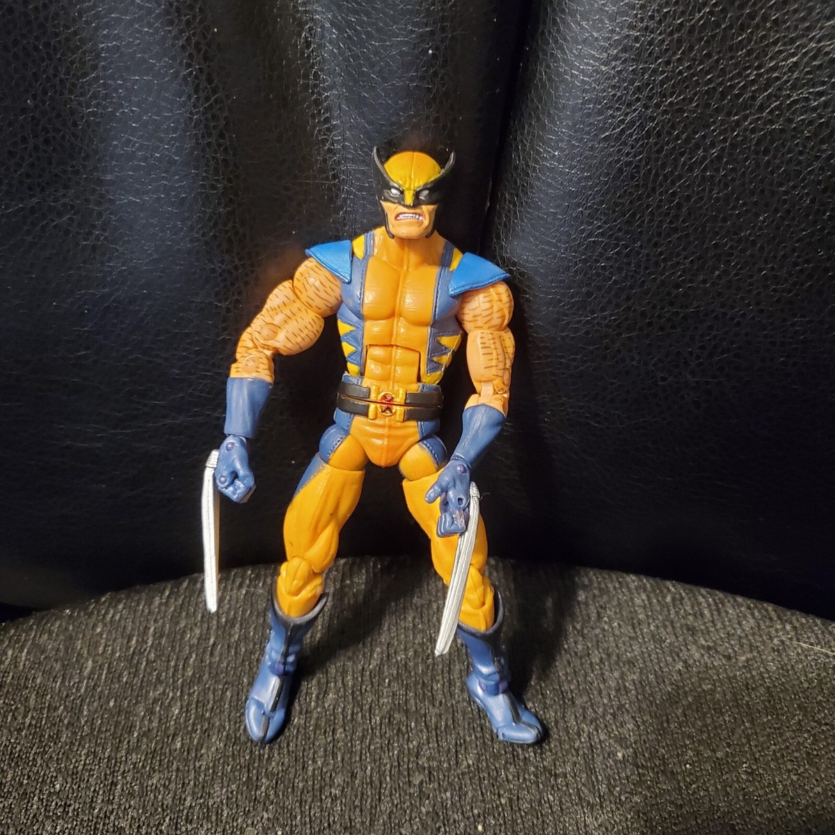 Marvel Legends ウルヴァリン サイクロプス ビースト ToyBiz Marvel Legends Wolverine (Apocalypse BAF Wave) Loose