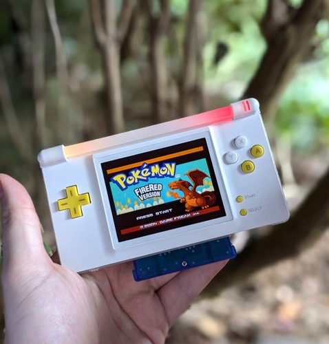 Gameboy Macro Design Service- I'll turn your broken DS Lite into a Gameboy Macro - Picture 9 of 13