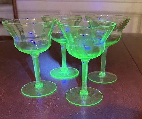 Vintage Tiffin? Lot Of 4 Ribbed Optic Vaseline Green Cocktail Stemmed Glasses