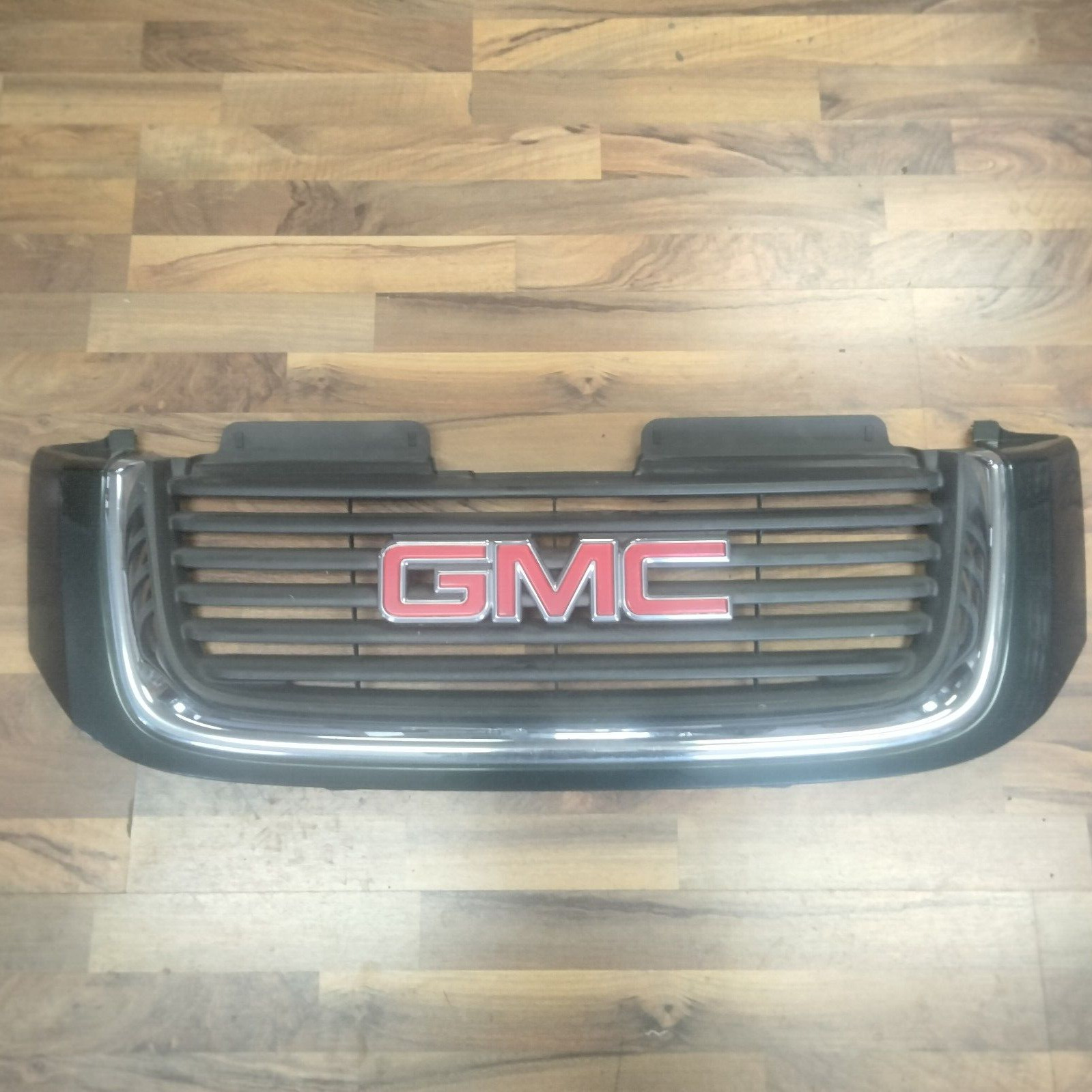 2002-2009 GMC ENVOY FRONT GRILLE GRILL GREEN OEM