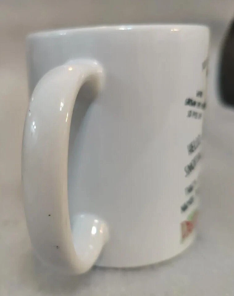 Taza de café Just Kiss Me And Say Drop Dead Fred 12 OZ Foto 4 de 4