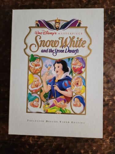Disney's Masterpiece Snow White And Seven Dwarfs Exclusive Deluxe Video Edition - Picture 1 of 16