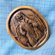 Grizzly Bear Dress Belt Buckle Sportsman Gift Vtg 70s Indiana Metal Craft.SHY162