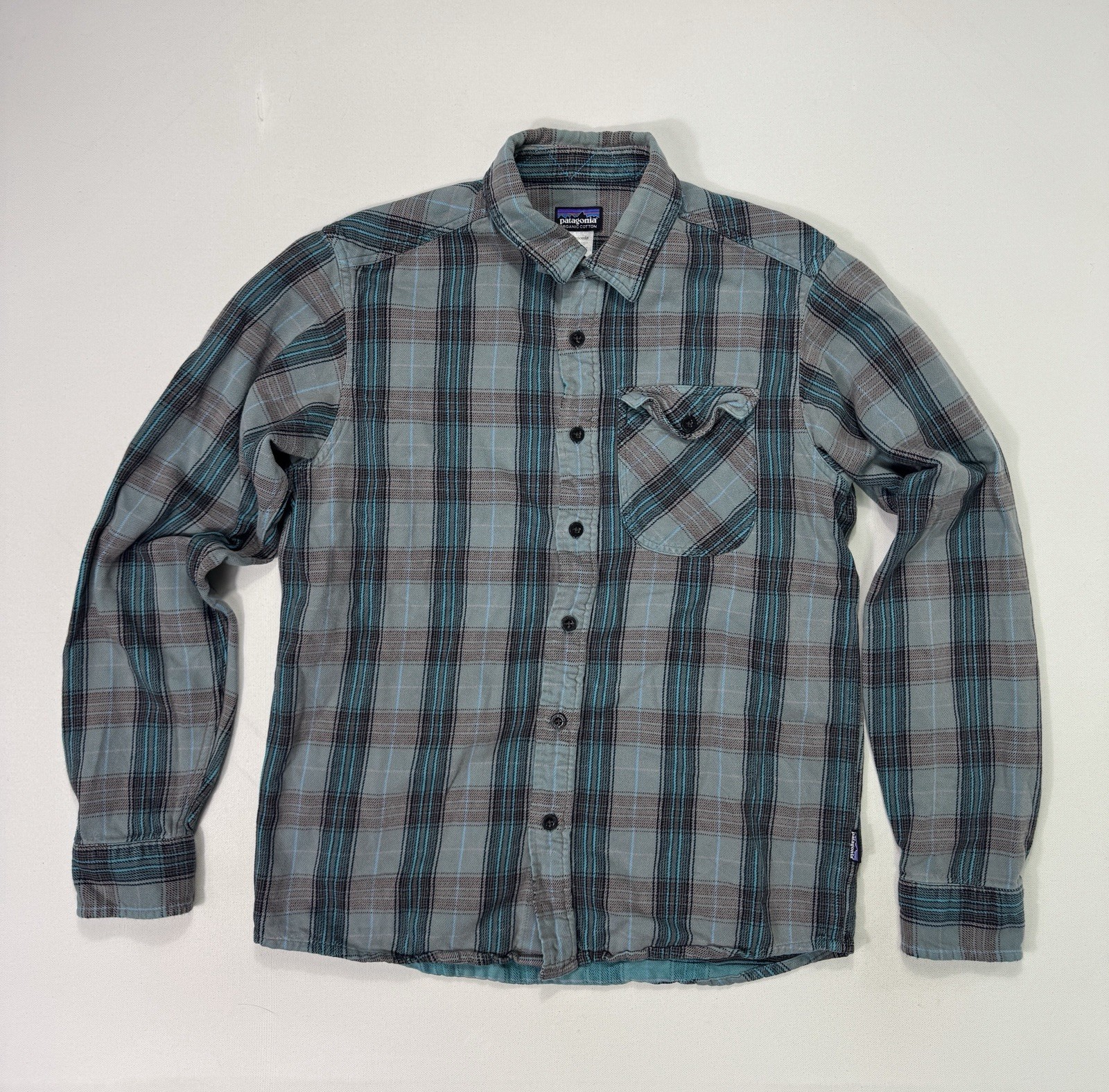 Patagonia Shirt Men's Medium Blue Plaid Iron Ridge Flannel Outdoor Gear Gorpcore