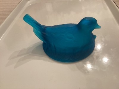 Westmoreland Blue Satin Glass Pigeon on Twig & Leaf Nest REPLACEMENT LID