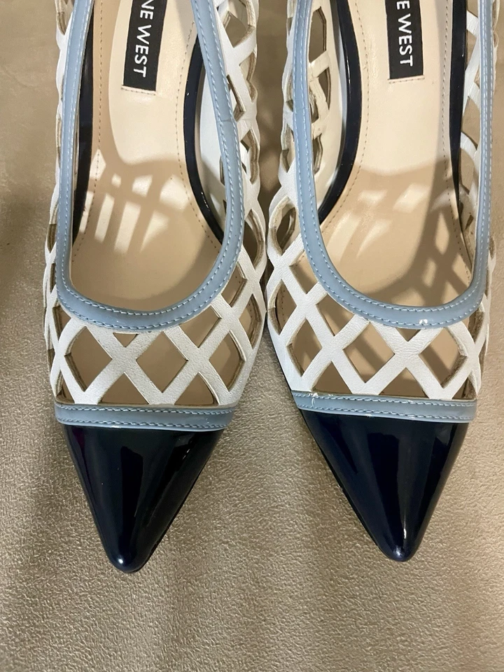 Nine West Navy and White Heels in Size 8M - Image 2 of 4