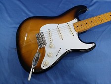 FENDER JAPAN STRATOCASTER Usato