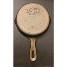 Vintage Wagner Ware #2 Cast Iron Skillet, Rare Size