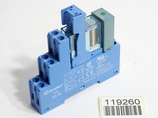 Finder Socket 95.05 + Relay 8A 40.52S + 9902.9024.99