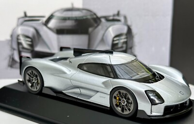 RARE Porsche 919 Street Hypercar 1:43 Limited 911 Minichamps RARE Porsche 919 Street Hypercar 1:43 Limited 911 Minichamps