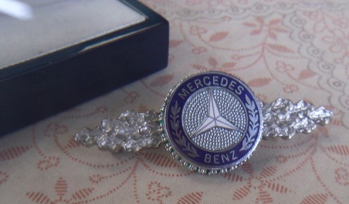 Mercedes Benz Neck Tie Clasp Pin Badge Brooch With Oak Leaf Wings Emerald - Bild 4 von 11