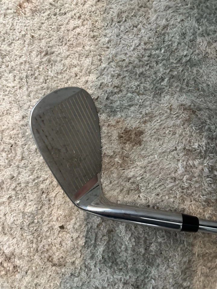 Cuña KS Majek varilla de acero flexible regular 56*. RH 35"  Foto 2 de 4