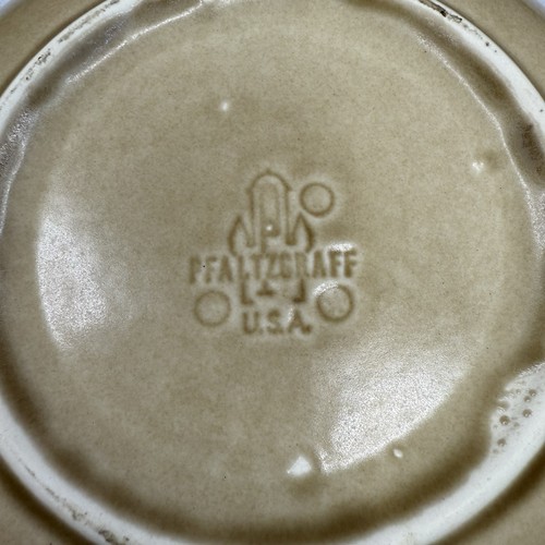 Vintage Pfaltzgraff Folk Art Pattern Tan & Blue 6” Saucer No Cup Replacement - Picture 5 of 5