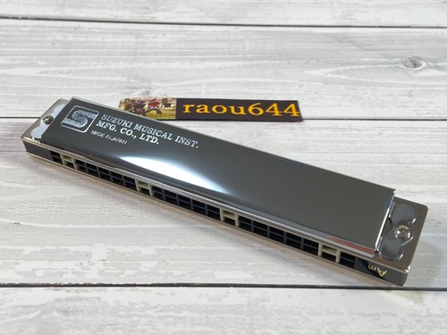 SUZUKI SU-21 HUMMING Am Key 21 holes Tremolo Harmonica from Japan - Picture 6 of 24