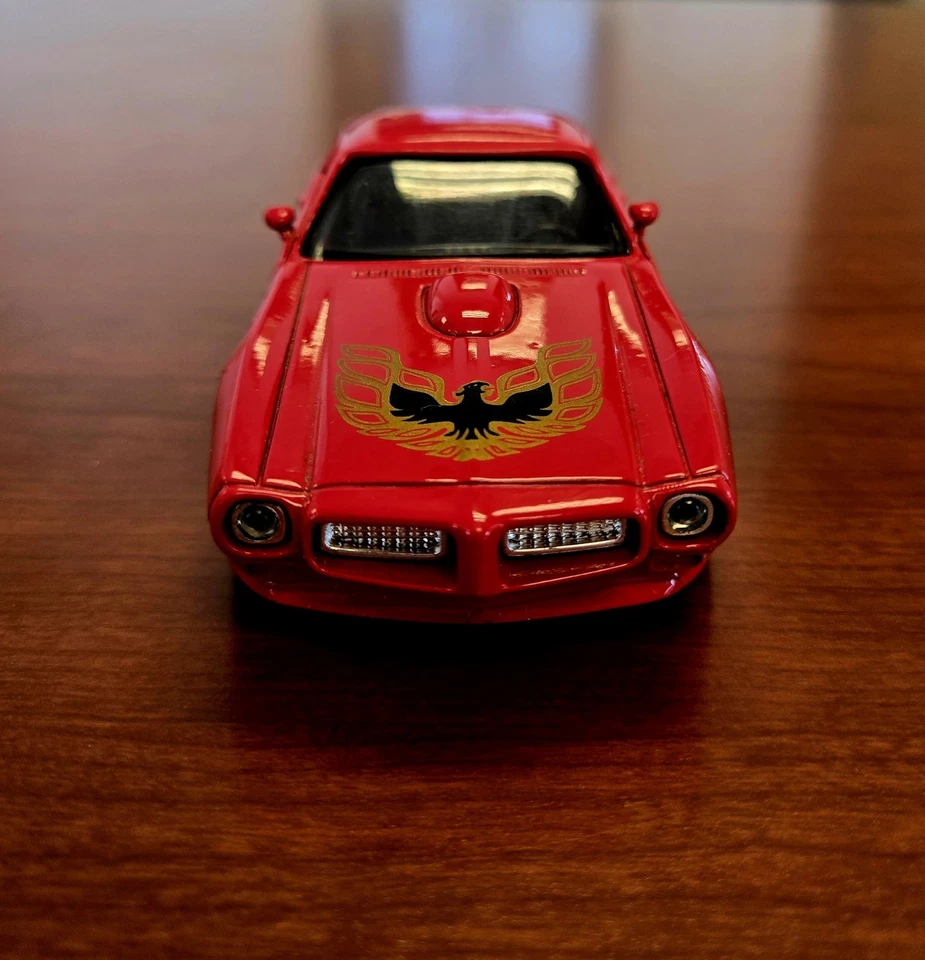 New Ray Toys 1:32 Scale 1973 Pontiac Firebird Trans Am Diecast Model Car  - Image 3 of 4
