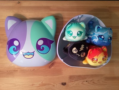 Aphmau Collectors Case Elemental Serie Geschenk Blitz Luft Wasser Feuer Plüsch Katze 