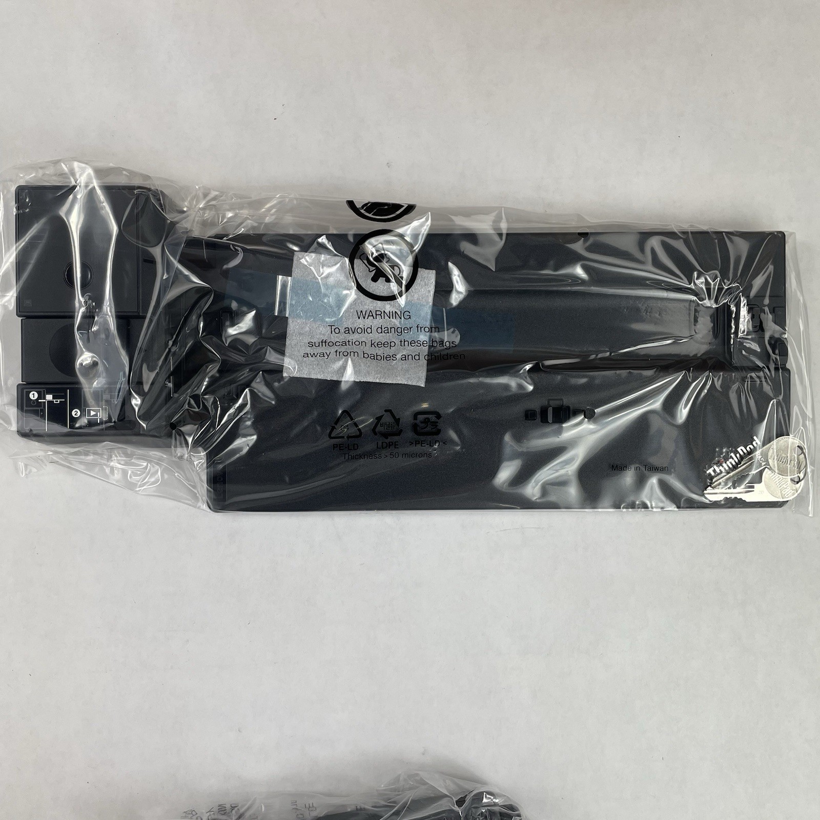 Lenovo ThinkPad Ultra Docking Station US 40AJ0135US