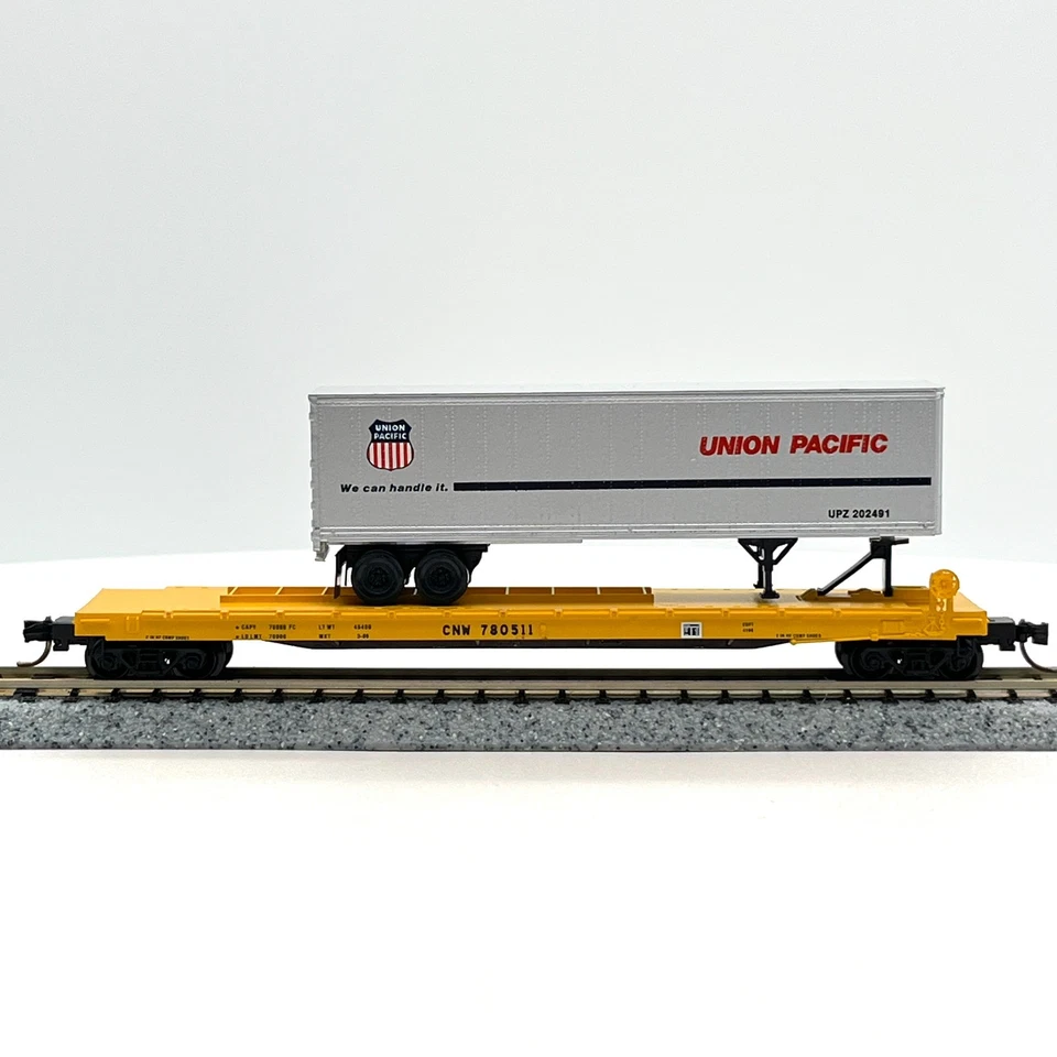 Micro-Trains 66020 CNW TOFC coche plano a cuestas y remolque Union Pacific escala N Foto 3 de 4