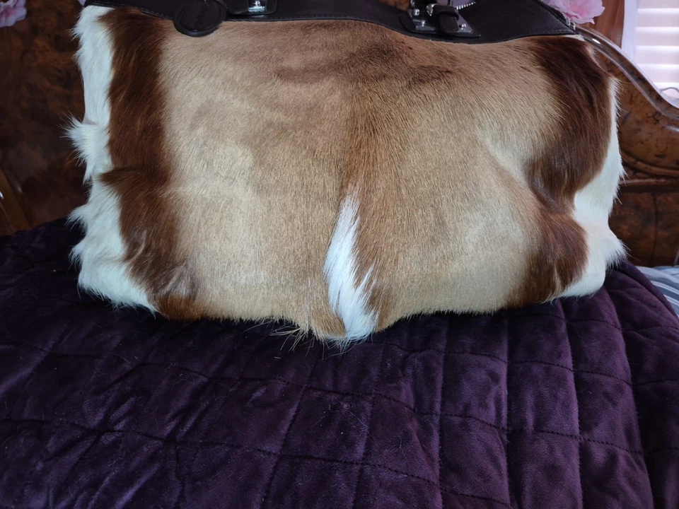 Wilson Leather Messenger Handbag Brown With Deer Fur Silvertone Hardware - Image 2 of 4